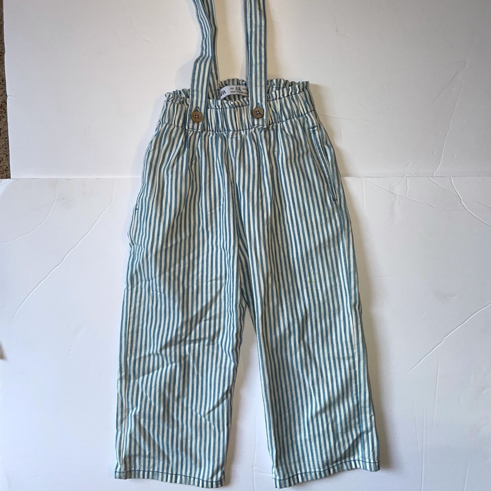 ZARA Girls striped Capri suspender pants